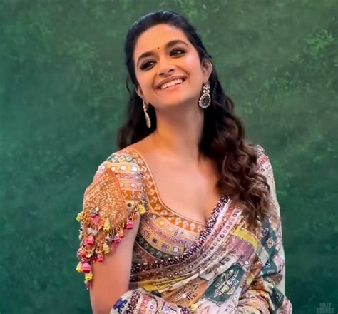 keerthy suresh cleavage